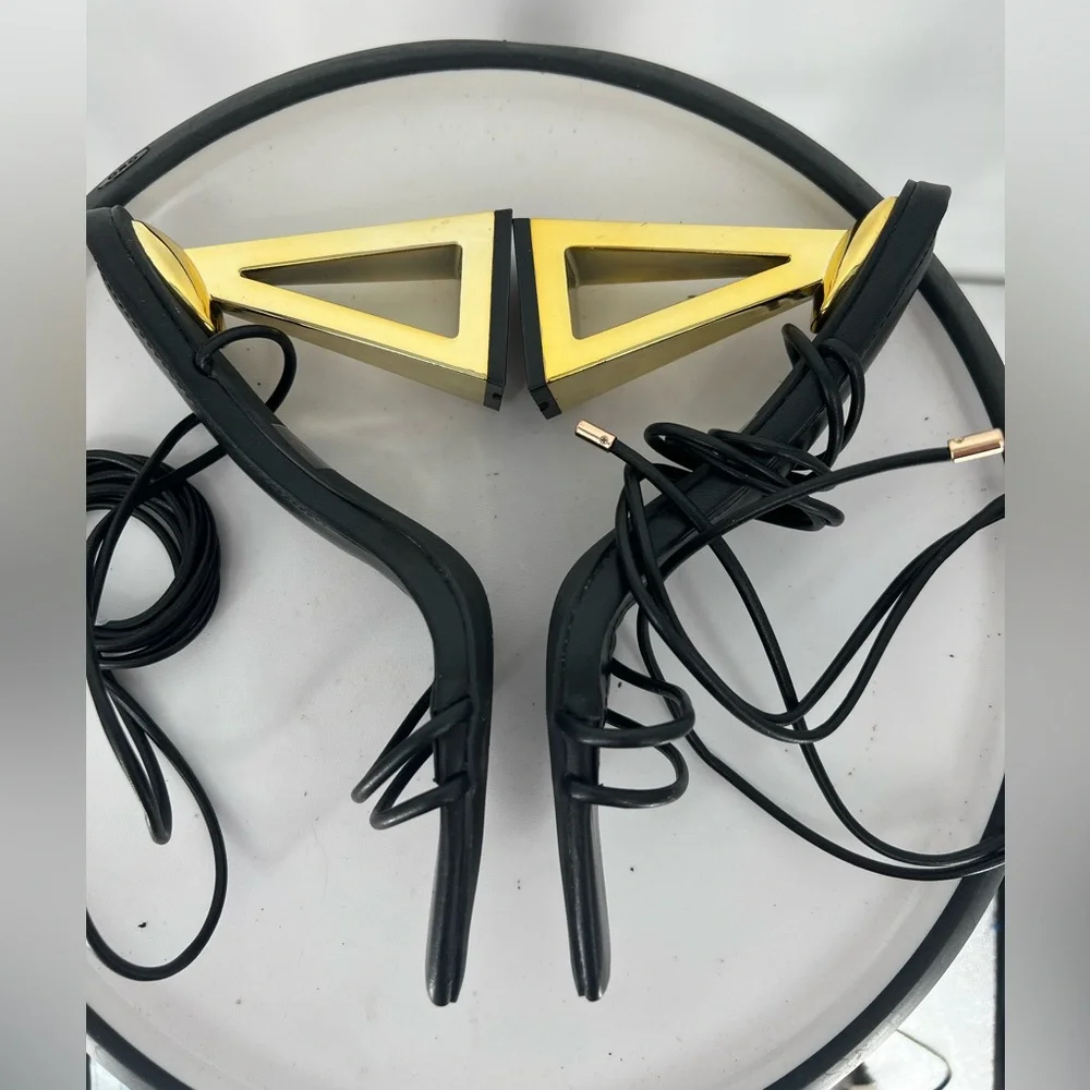 FASHION NOVA STAY WINNING WRAP UP HEELS ‎ IN BLACK GOLD NOVELTY HEELS